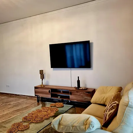 Center Luxury Spacious A&m * Rhodes City