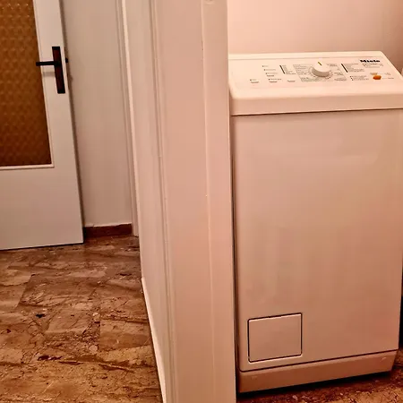 Center Luxury Spacious A&m * Rhodes City