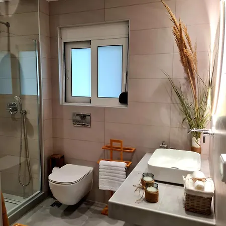 Center Luxury Spacious A&m * Rhodes City