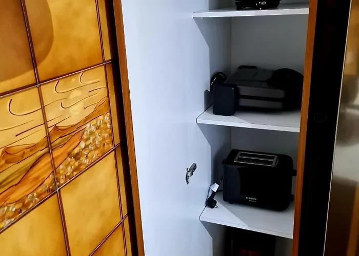 Center Luxury Spacious A&m Rhodes City