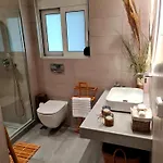 Center Luxury Spacious A&m Apartment