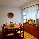 Apartment Center Luxury Spacious A&m Rhodes City