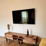 Apartment Center Luxury Spacious A&m